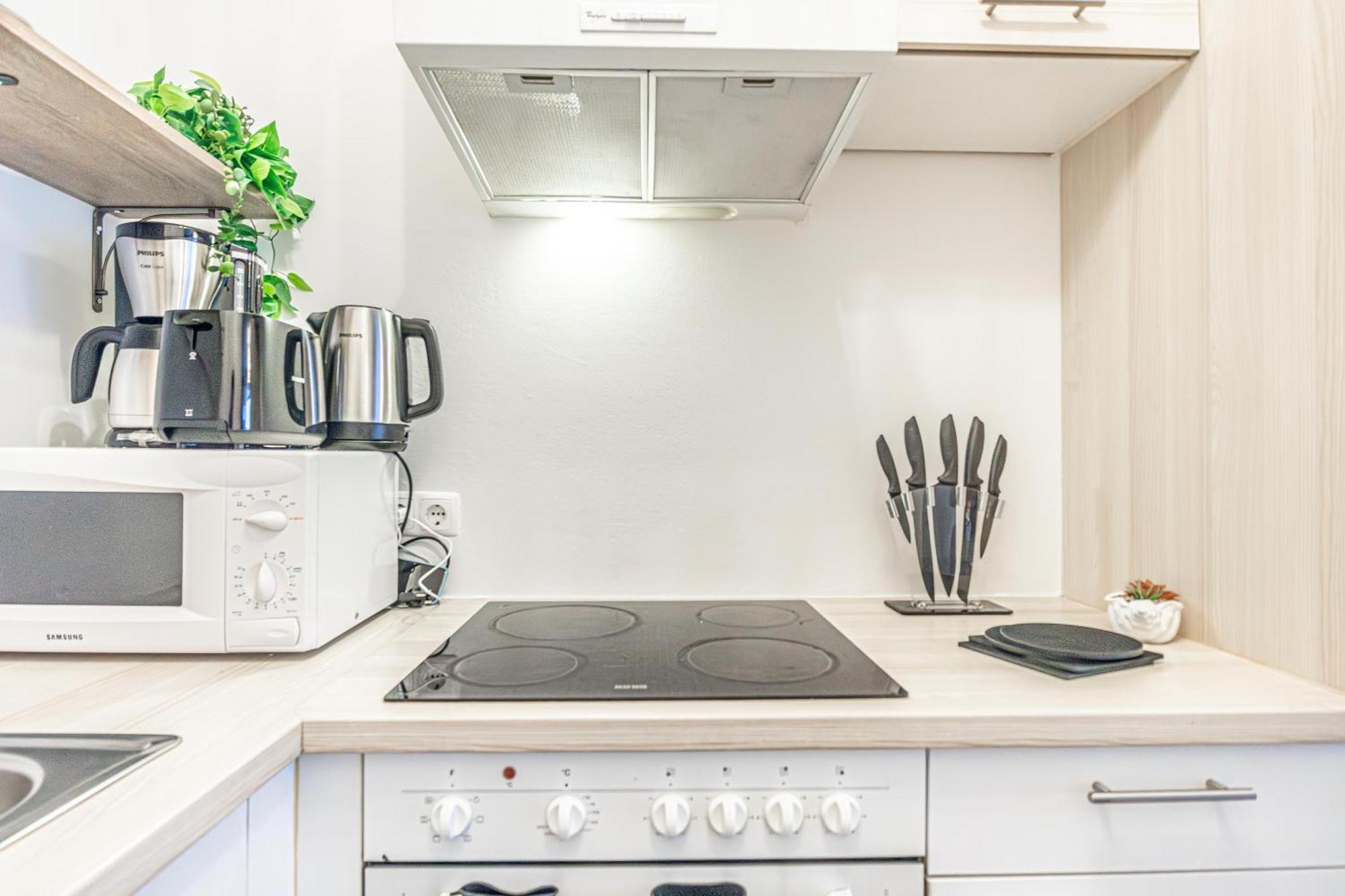 Superb Fully Equipped Apartment, 9 Min To City Center Via Metro Wenen Buitenkant foto