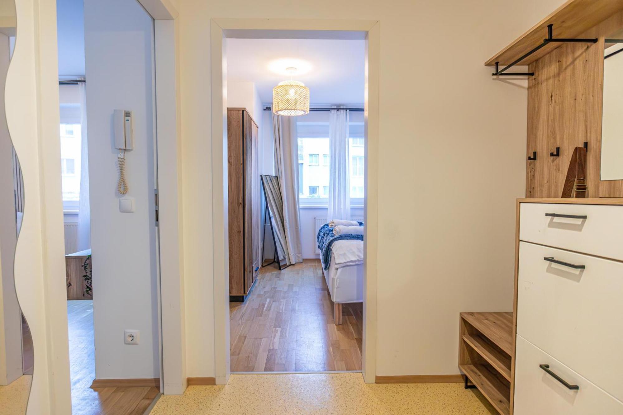 Superb Fully Equipped Apartment, 9 Min To City Center Via Metro Wenen Buitenkant foto